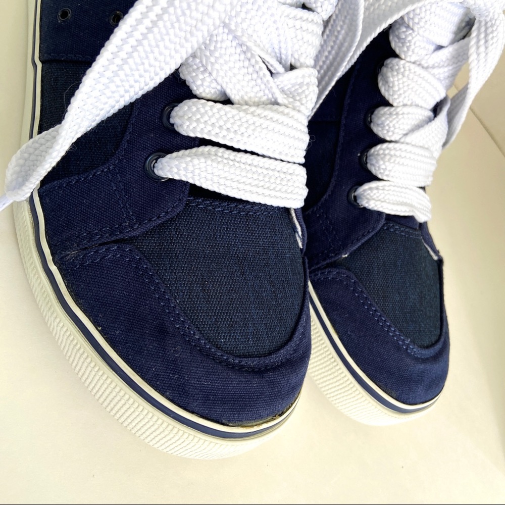 GAP Kids High Top Sneakers Navy Blue Canvas Sneakers Size 4